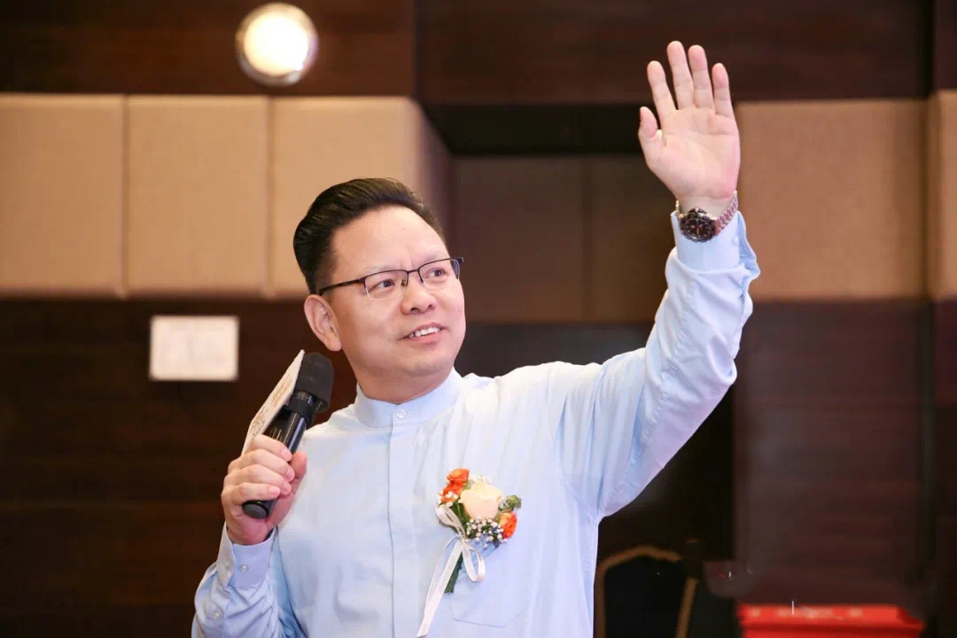 薛广辉老师2.png